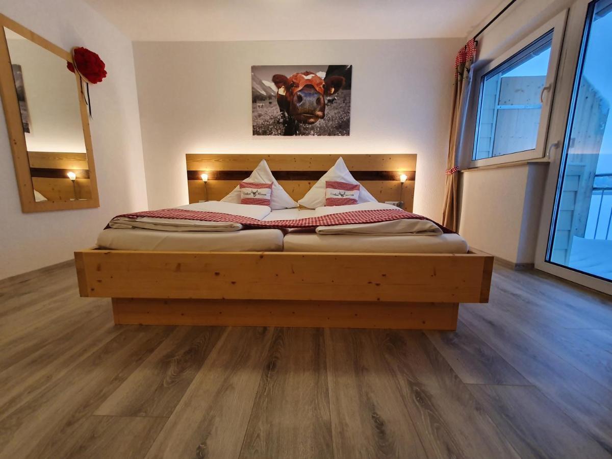 Gasthaus Zum Hirschen Furtwangen Eksteriør billede
